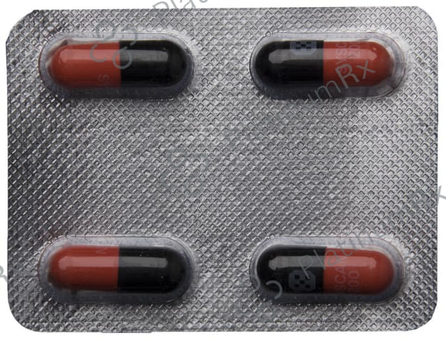 Syscan 200mg Capsule 4s